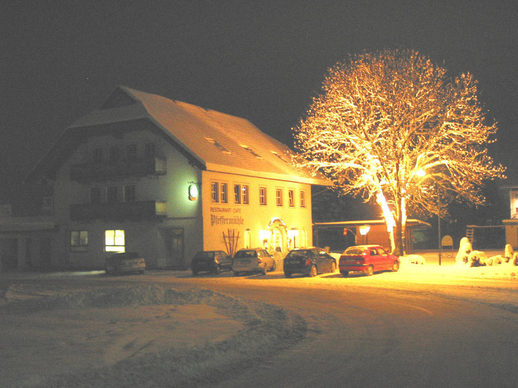 Landgasthof Pfeffermuehle Kotschach-Mauthen Luaran gambar