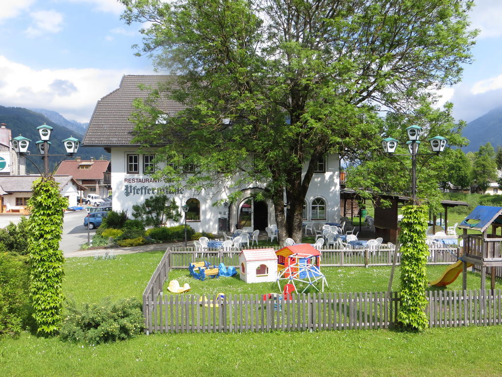 Landgasthof Pfeffermuehle Kotschach-Mauthen Luaran gambar