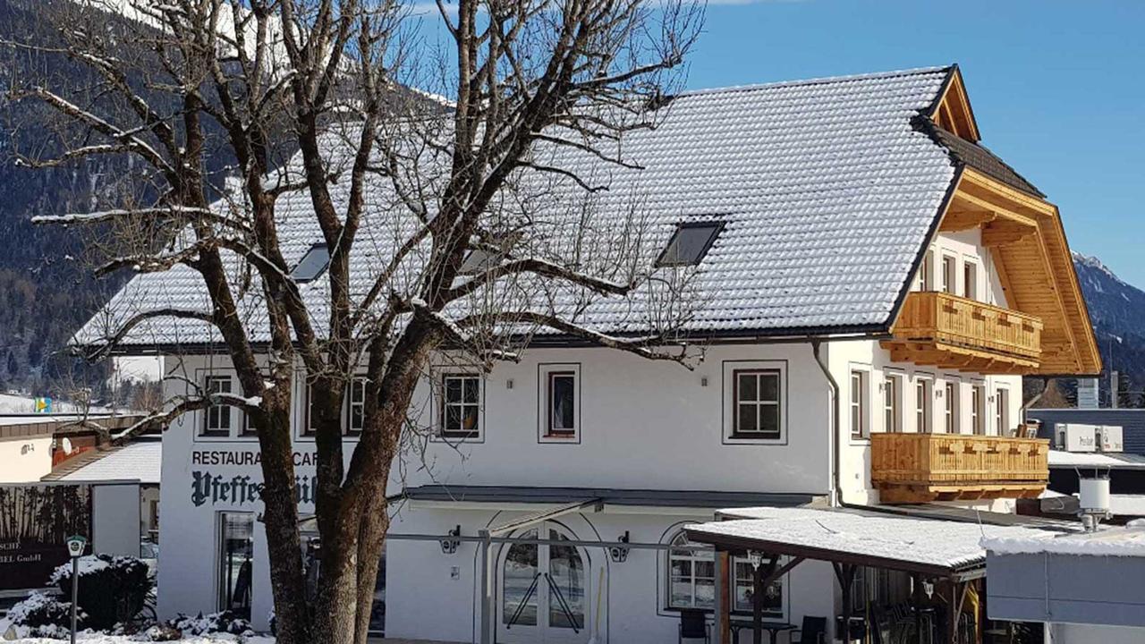 Landgasthof Pfeffermuehle Kotschach-Mauthen Luaran gambar